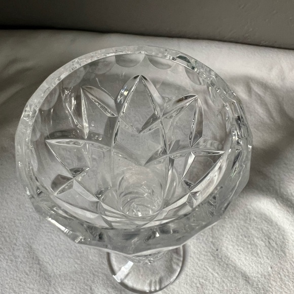 vintage Bohemian cut crystal bud vase. - Picture 6 of 10